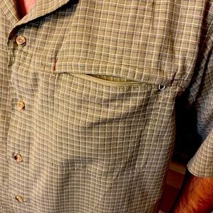 Men’s Columbia casual short sleeve button down shirt 2XL